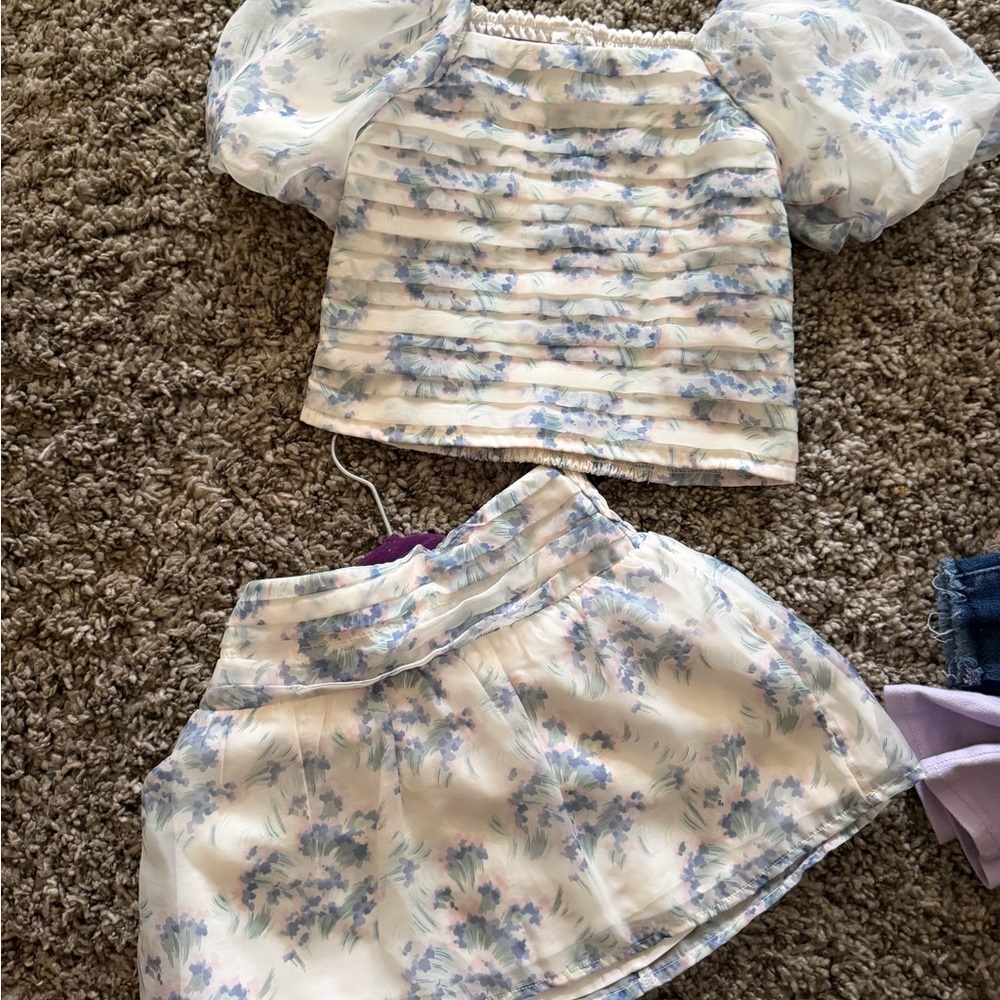 Ambercrombie and fitch kids skirt and top
